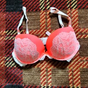 Bra size 36C